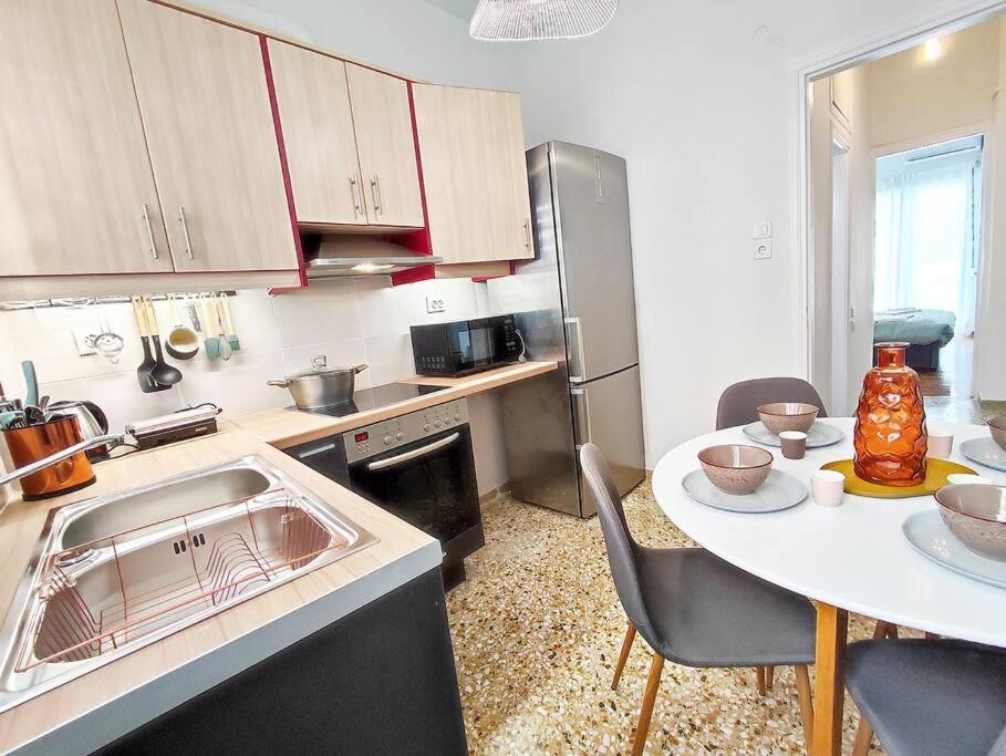 As ✓Two Bedroom Apartment In Thissio Athén Kültér fotó